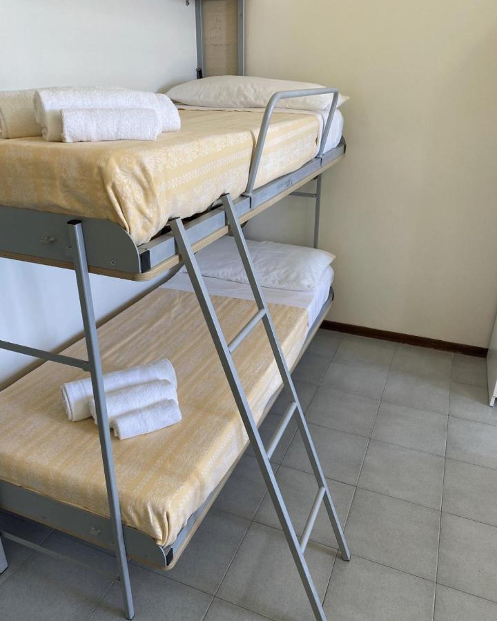 Hotel Flying بيزارو المظهر الخارجي الصورة